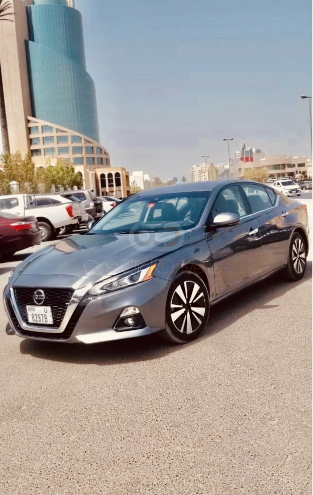 Gray Nissan Altima 2019 for rent in Sharjah 2